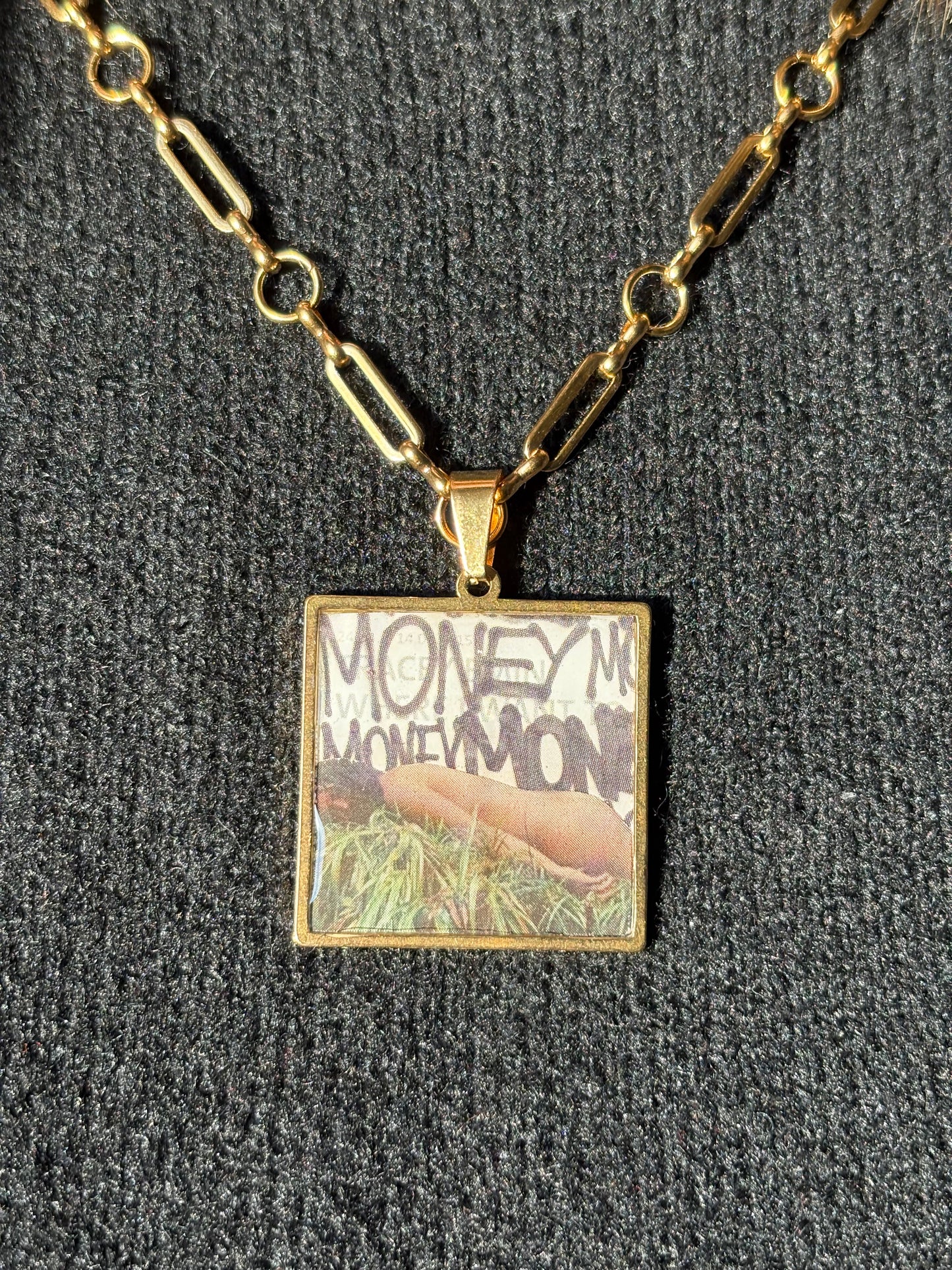 Money money